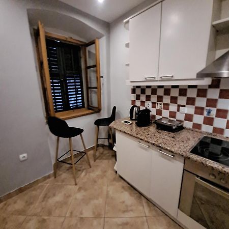 Cozy 2 Bedroom Apartment In Antique Bizanti Palace كوتور المظهر الخارجي الصورة