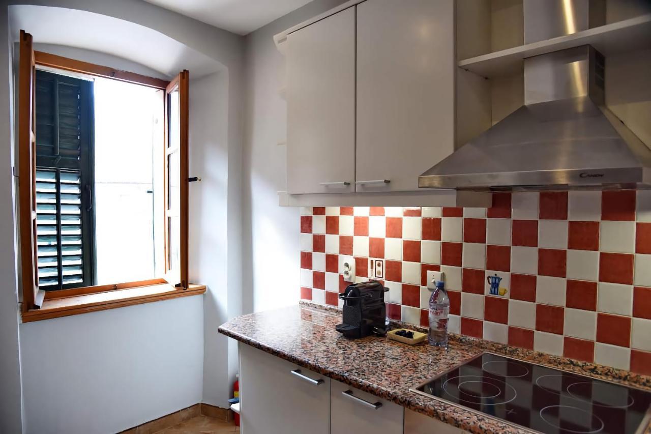 Cozy 2 Bedroom Apartment In Antique Bizanti Palace كوتور المظهر الخارجي الصورة