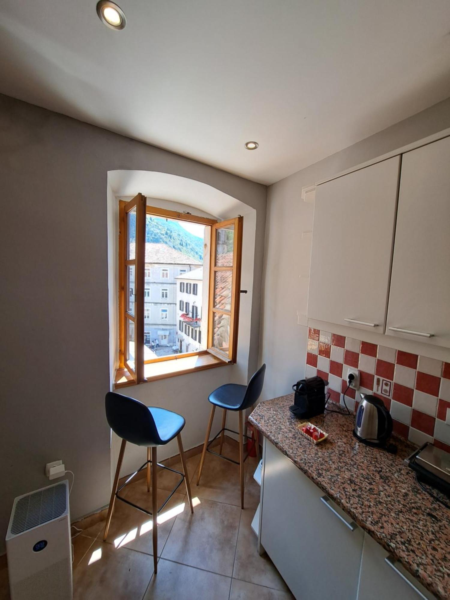 Cozy 2 Bedroom Apartment In Antique Bizanti Palace كوتور المظهر الخارجي الصورة